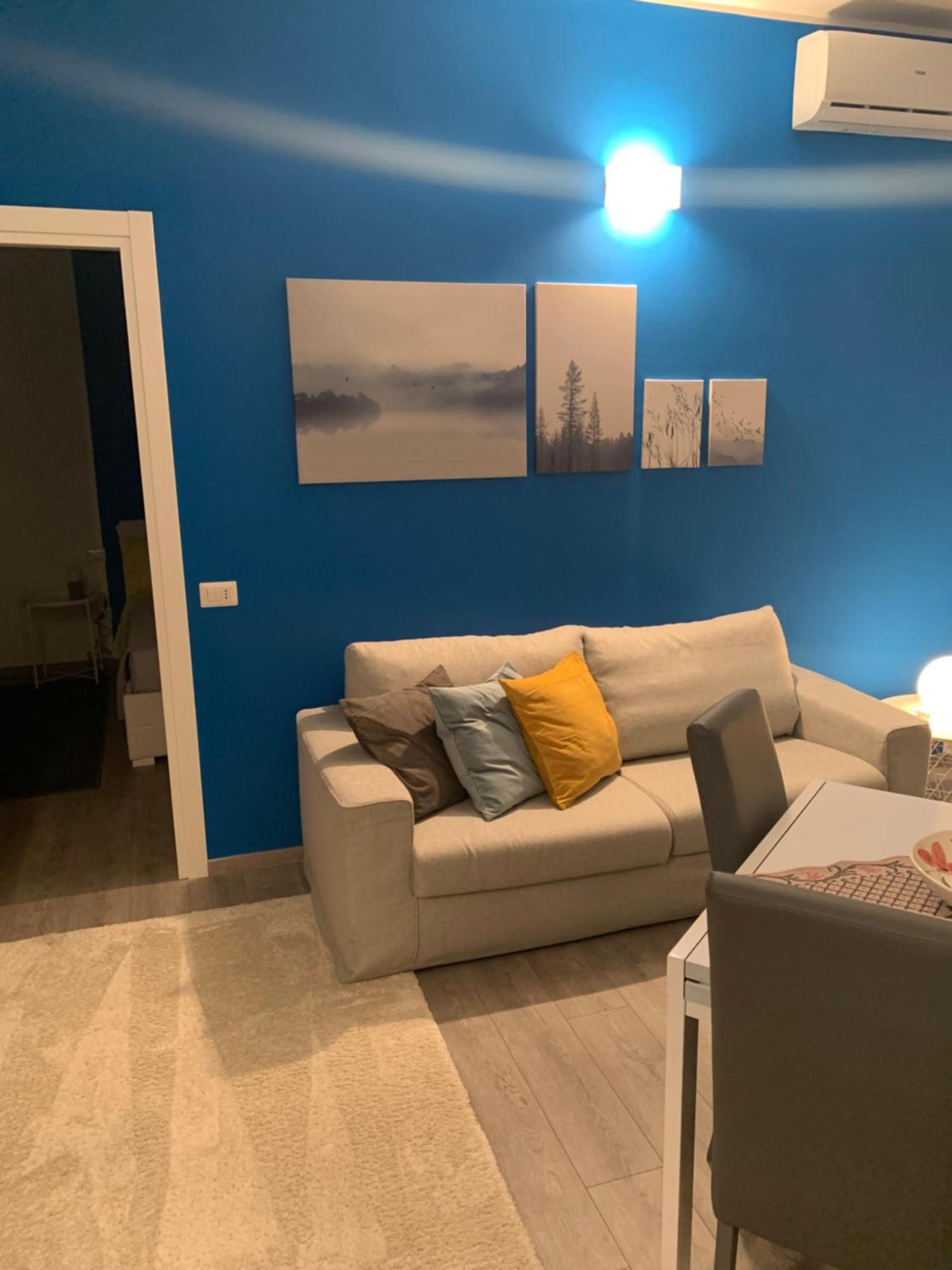 Ferienwohnung Amati Live Legnano Exterior foto